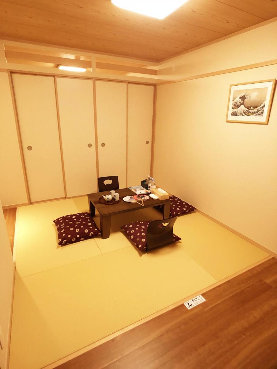 Harper House Hotel Osaka Bagian luar foto