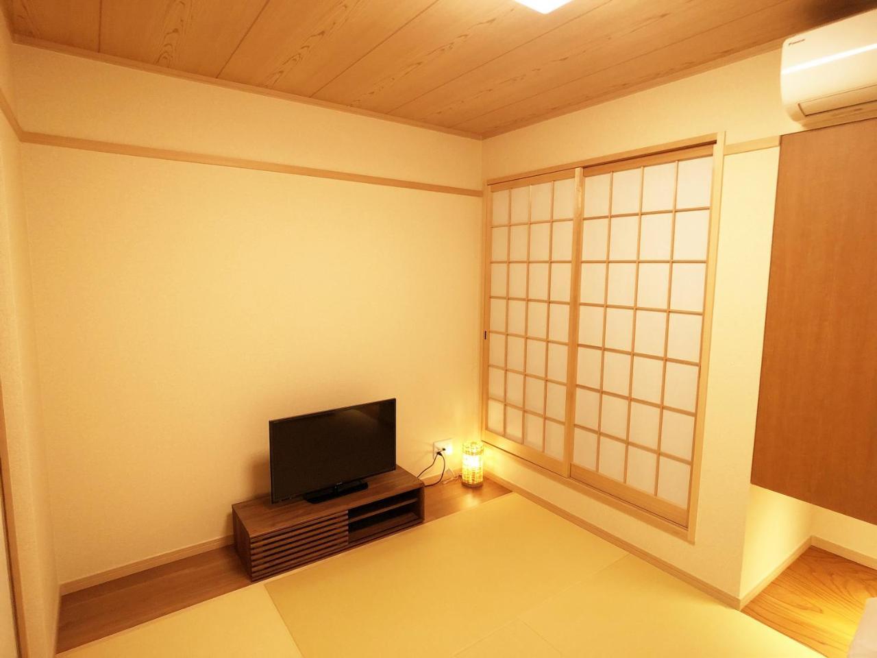 Harper House Hotel Osaka Bagian luar foto